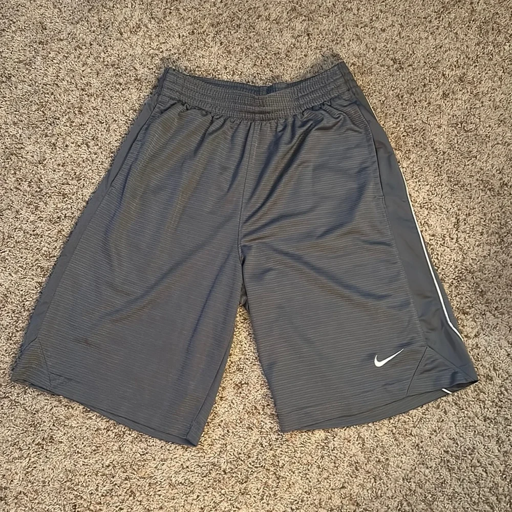 Nike men’s basketball shorts - Picture 1 of 4